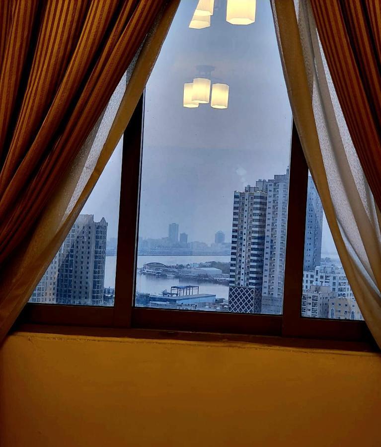 Crown Palace Hotel Аджман Екстериор снимка